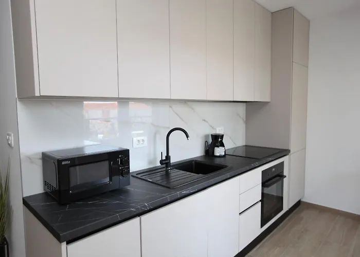 公寓 With Parking Space - 24605